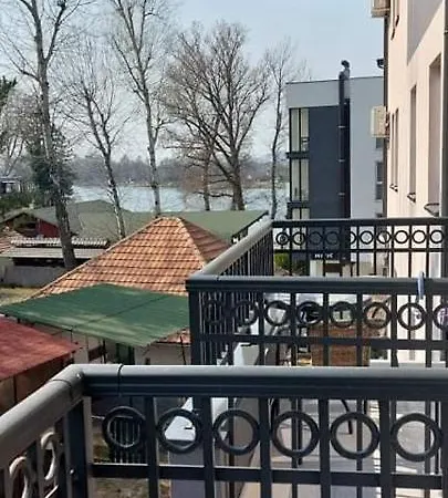 شقة Emili Ostrovo